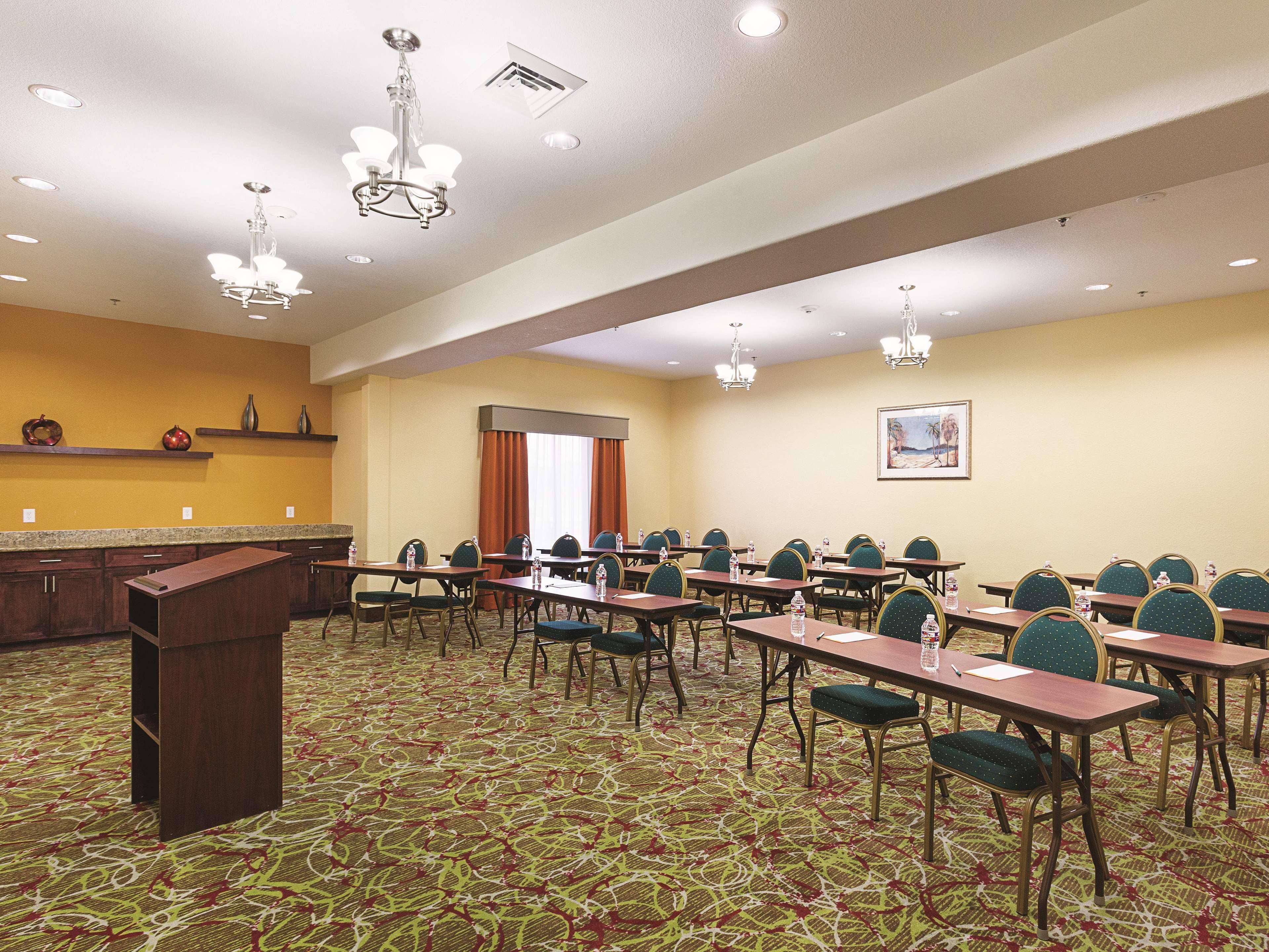 La Quinta By Wyndham Houston Channelview Cloverleaf المظهر الخارجي الصورة